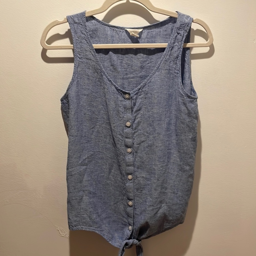 Caslon Blue Button Down Tie Top